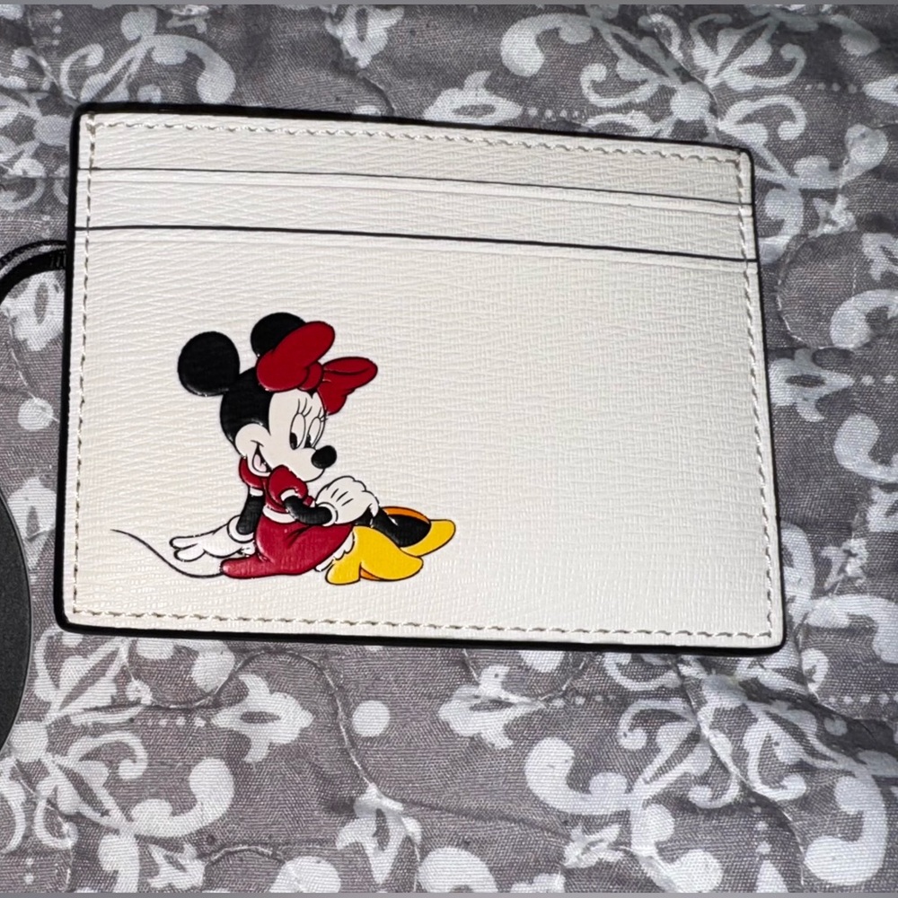 Kate Spade Minnie Mouse adorable Card Holder. New